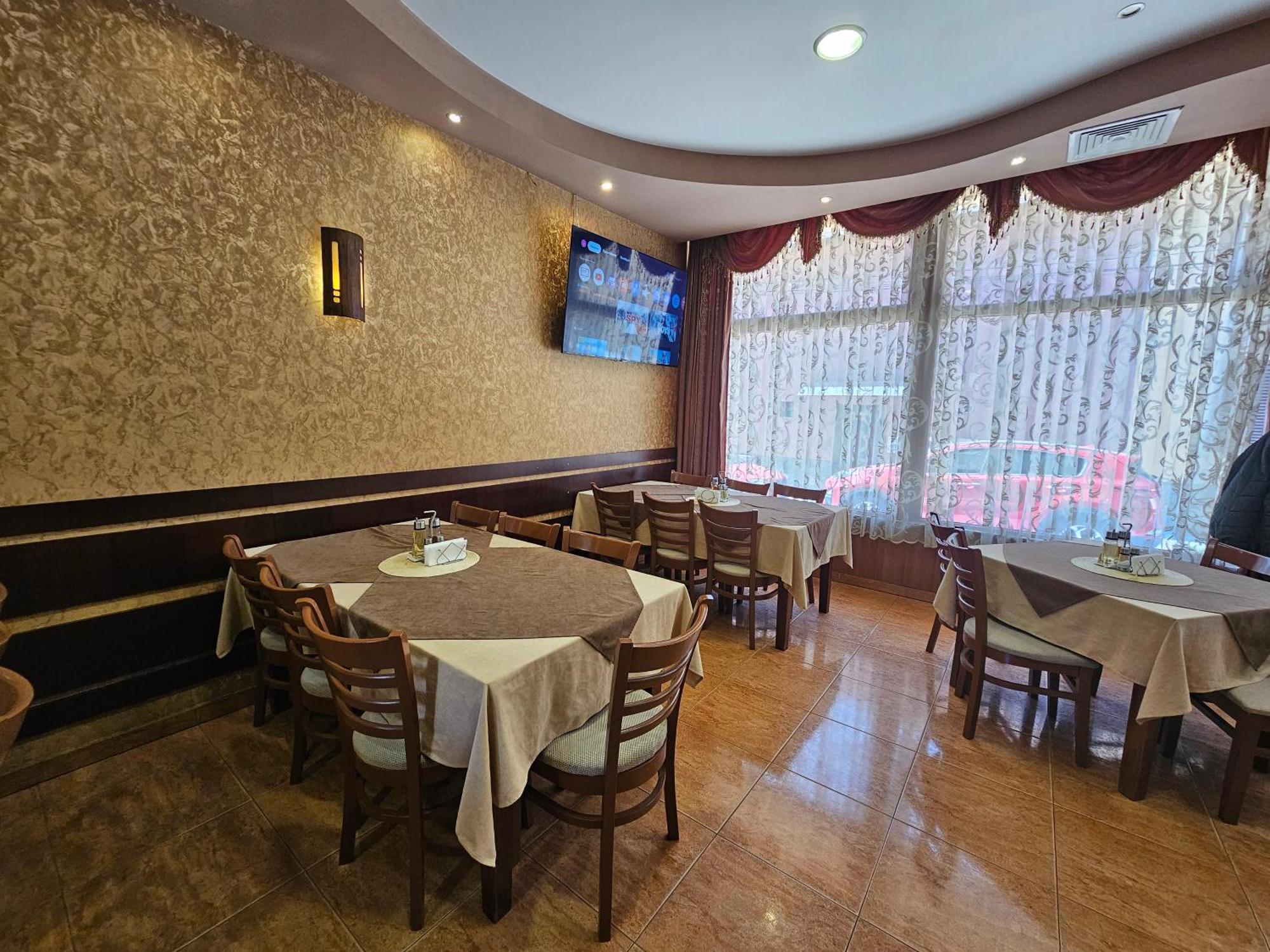 Family Hotel Jeri Velingrad Bagian luar foto