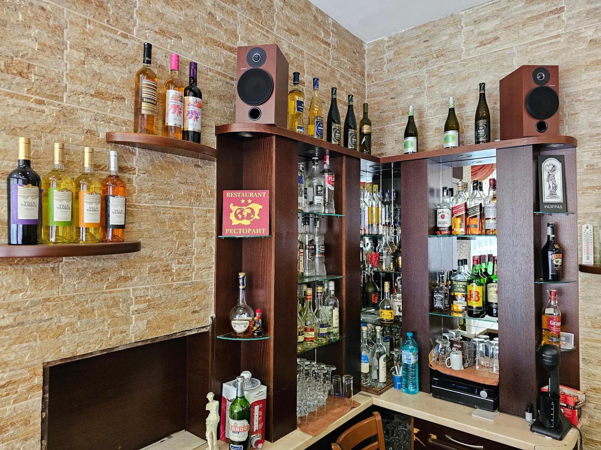 Family Hotel Jeri Velingrad Bagian luar foto