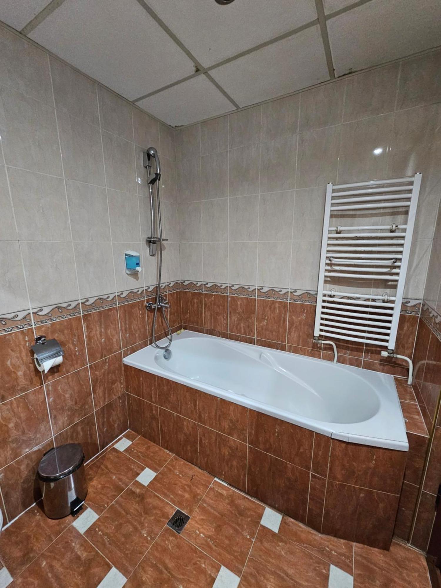 Family Hotel Jeri Velingrad Bagian luar foto