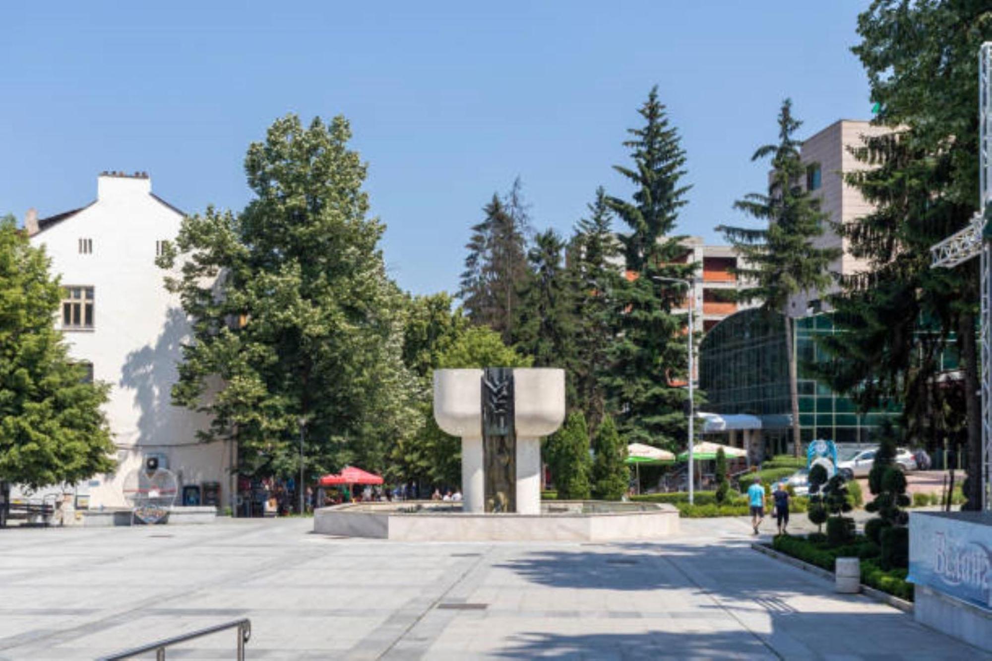 Family Hotel Jeri Velingrad Bagian luar foto